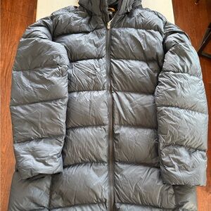Charcoal Black Mountain Hard Wear  Puffer Jacket—- DAMAGED!!!!!!